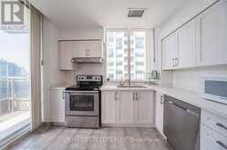 PH210 - 256 DORIS AVENUE Toronto 