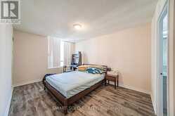 PH210 - 256 DORIS AVENUE Toronto 