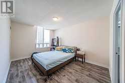 PH210 - 256 DORIS AVENUE Toronto 