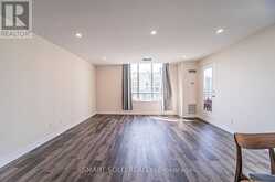 PH210 - 256 DORIS AVENUE Toronto 