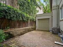 16 CLARENDON AVENUE Toronto 