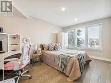 5 NEW FOREST SQUARE Toronto 