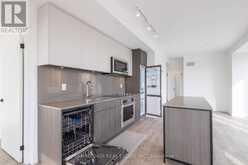 520 - 215 LAKESHORE ROAD W Mississauga 