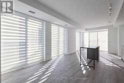 520 - 215 LAKESHORE ROAD W Mississauga