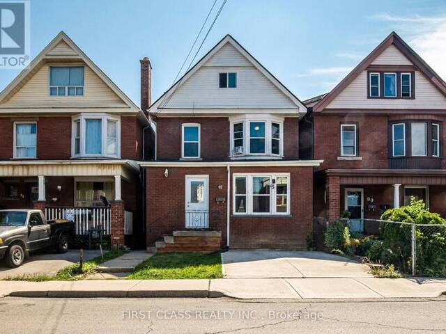 92 BARNESDALE AVENUE N Hamilton  Ontario