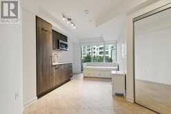 301W - 27 BATHURST STREET Toronto 