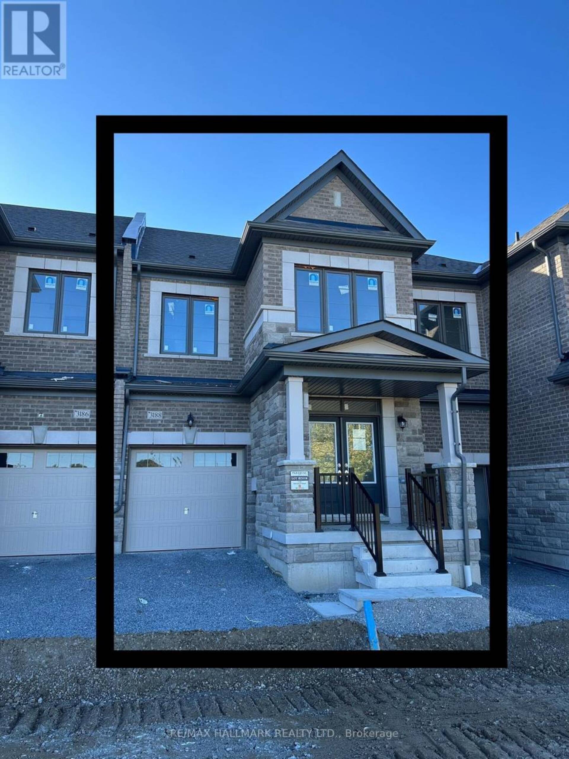 3188 SIDELINE 16 Pickering