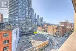 914 - 438 KING STREET W Toronto 