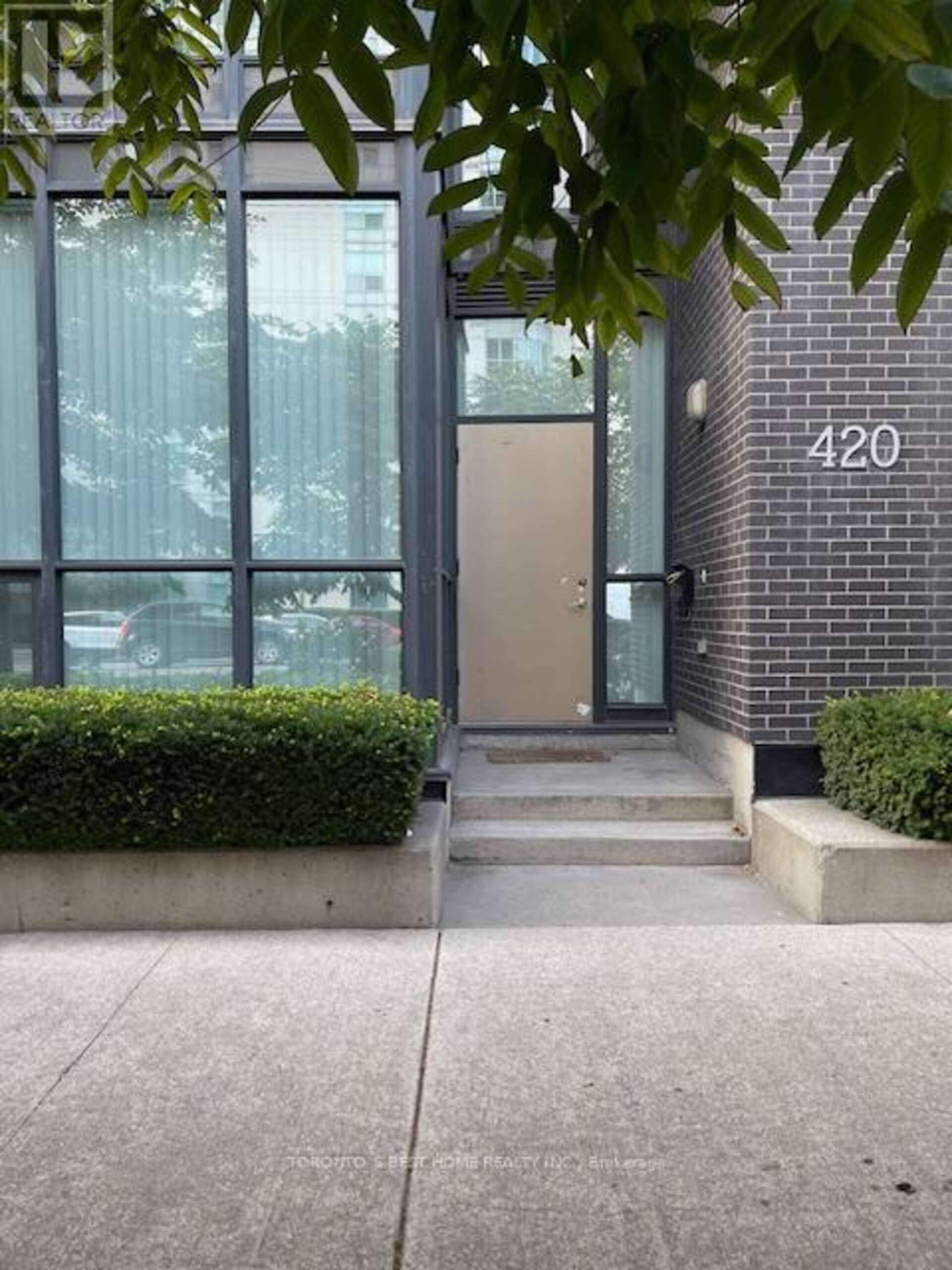 2ND BED - 420 LAKE SHORE G02 BOULEVARD W Toronto