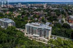 506 - 467 CHARLTON AVENUE E Hamilton 