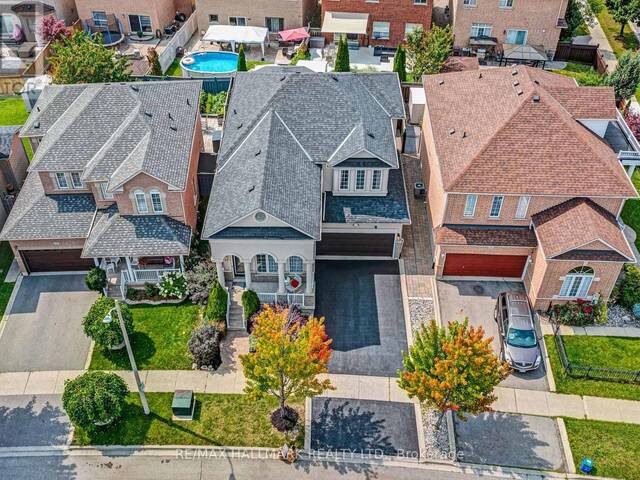 18 VELLORE WOODS BOULEVARD Vaughan Ontario