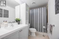 231 - 830 LAWRENCE AVENUE Toronto 