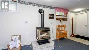 6 EDGEWOOD CRESCENT Clearview (New Lowell)