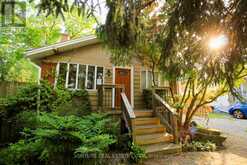 956 BONNIEVIEW AVENUE Burlington 