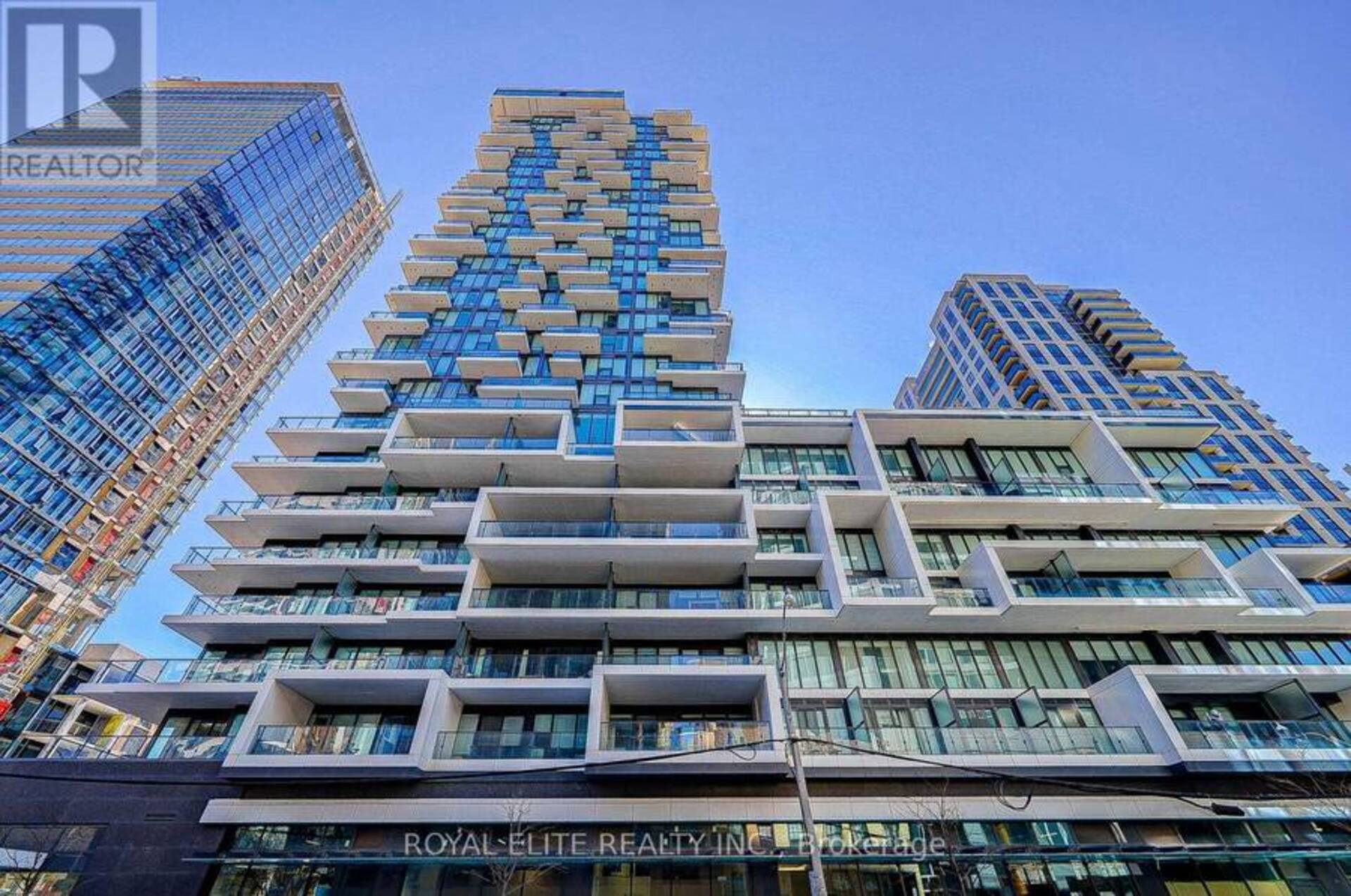 520 - 77 SHUTER STREET Toronto 