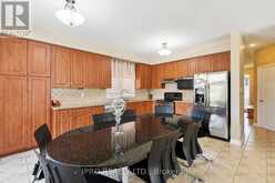 6829 GOLDEN HILLS WAY Mississauga 