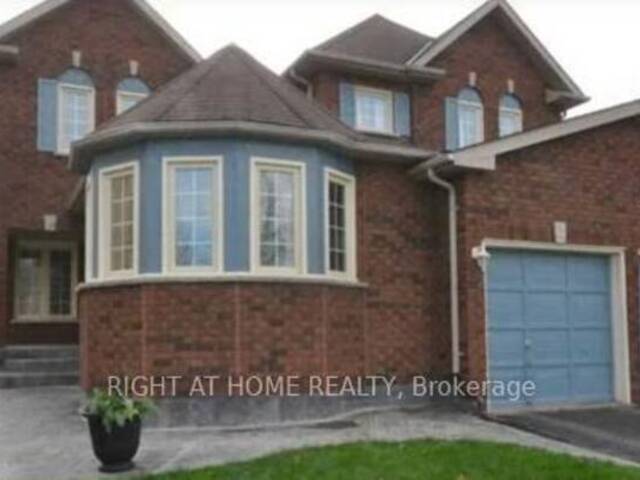 92 NELSON CIRCLE Newmarket  Ontario