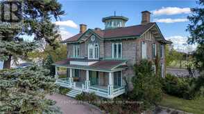 389 KING STREET E Gananoque