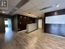 302 - 121 WILLOWDALE AVENUE Toronto