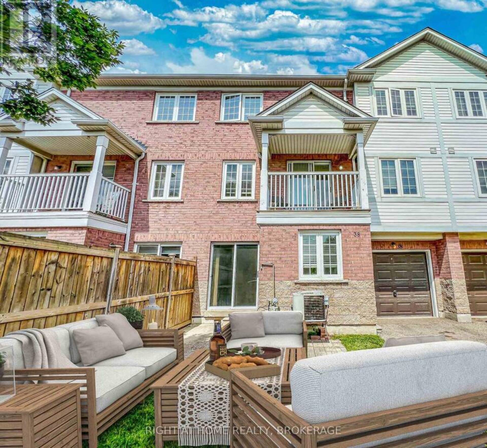 38 - 6830 MEADOWVALE TOWN CIRCLE CIRCLE Mississauga