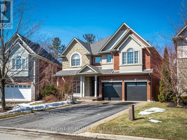 493 SPRUCE NEEDLE COURT Oakville Ontario