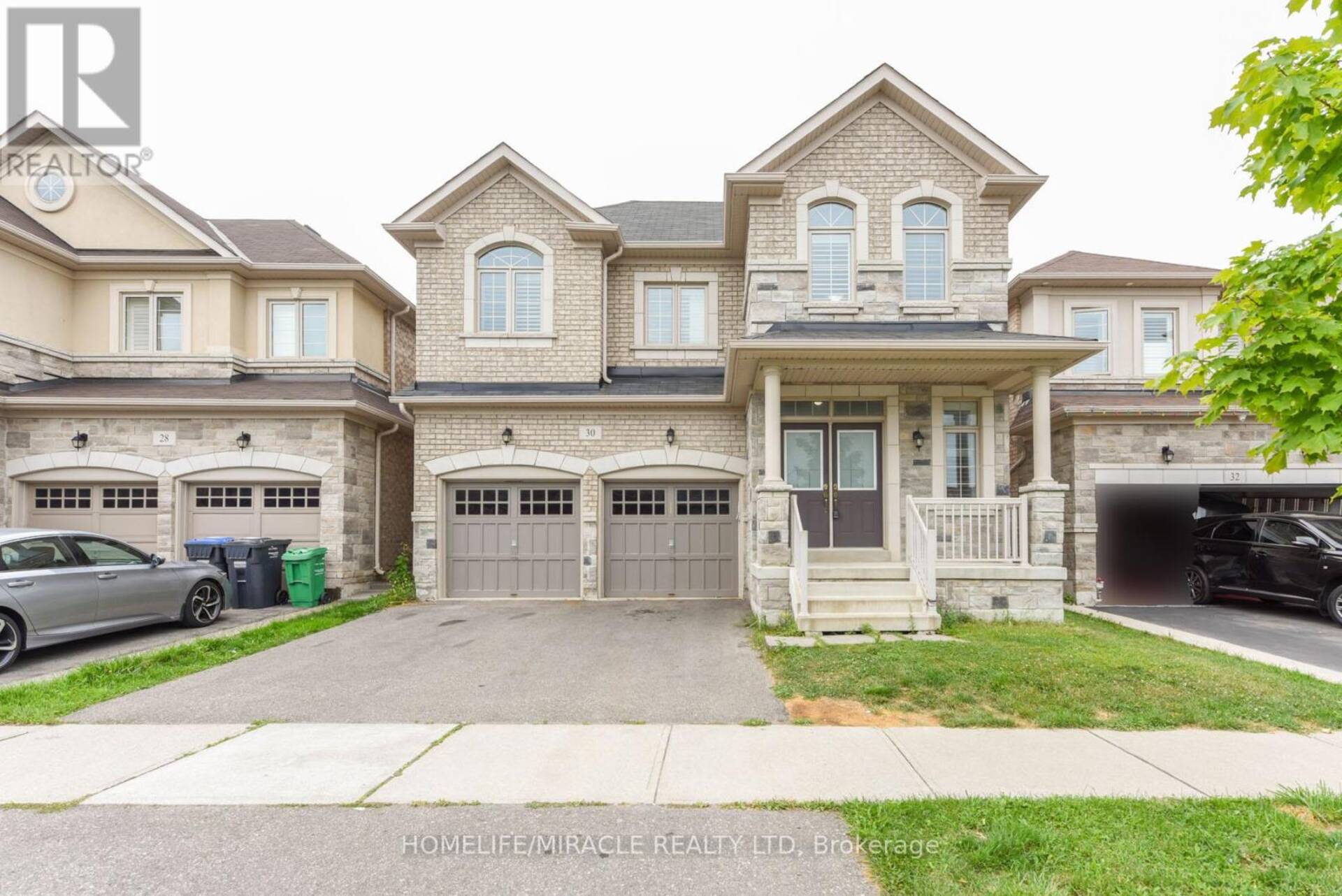 30 LLOYD CRESCENT Brampton 