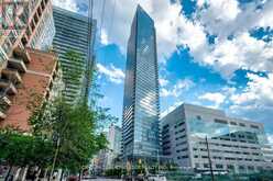 2505 - 832 BAY STREET Toronto 