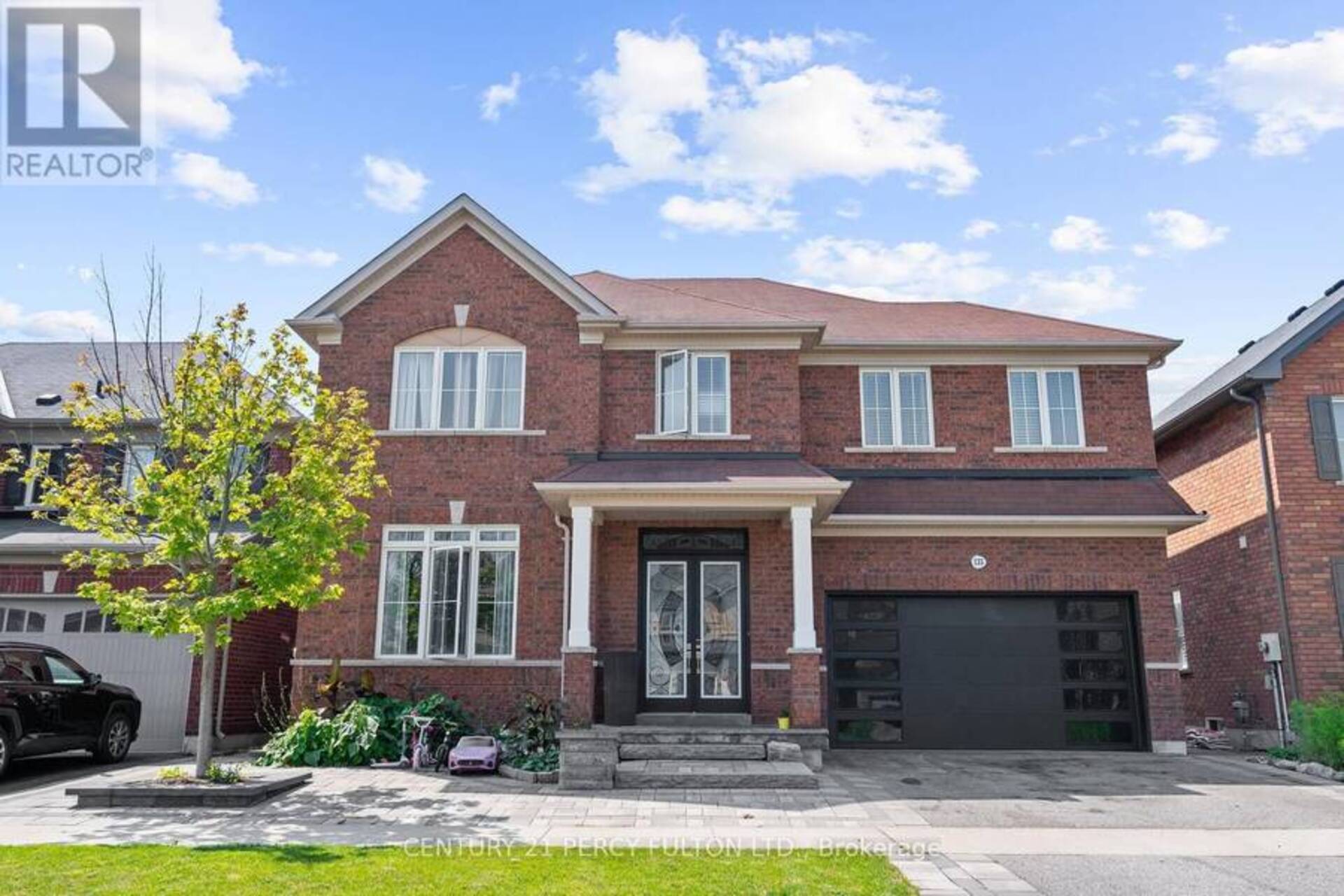 135 BRITANNIA AVENUE E Oshawa