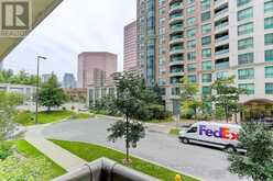 201 - 509 BEECROFT ROAD Toronto 