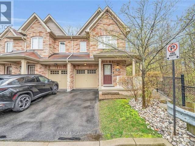 35 - 233 DUSKYWING WAY Oakville  Ontario