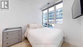 205 - 70 ANNIE CRAIG DRIVE W Toronto 