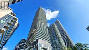 205 - 70 ANNIE CRAIG DRIVE W Toronto 