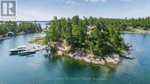 B-209 LUMSDEN ISLAND W The Archipelago