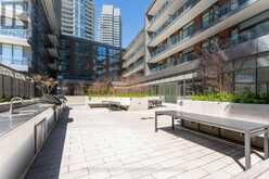 213 - 38 FOREST MANOR ROAD Toronto 