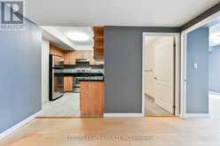 704 - 263 WELLINGTON STREET W Toronto 