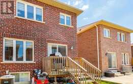 486 QUEEN MARY DRIVE Brampton 