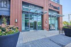 816 - 2200 LAKE SHORE BOULEVARD W Toronto 