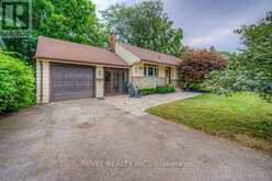 993 CLOVERLEAF DRIVE Burlington 