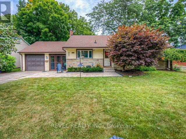 993 CLOVERLEAF DRIVE Burlington Ontario