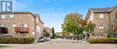 3 - 165 FIELDSTONE DRIVE E Vaughan 