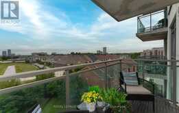 623 - 120 DALLIMORE CIRCLE Toronto 