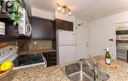 623 - 120 DALLIMORE CIRCLE Toronto 