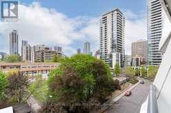 615 - 85 WOOD STREET Toronto