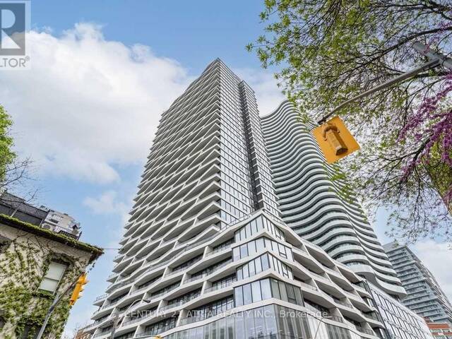 615 - 85 WOOD STREET Toronto  Ontario