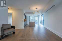 607 - 215 LONSDALE ROAD Toronto 