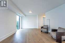 607 - 215 LONSDALE ROAD Toronto 