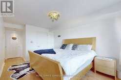 312 - 18 CONCORDE PLACE Toronto 