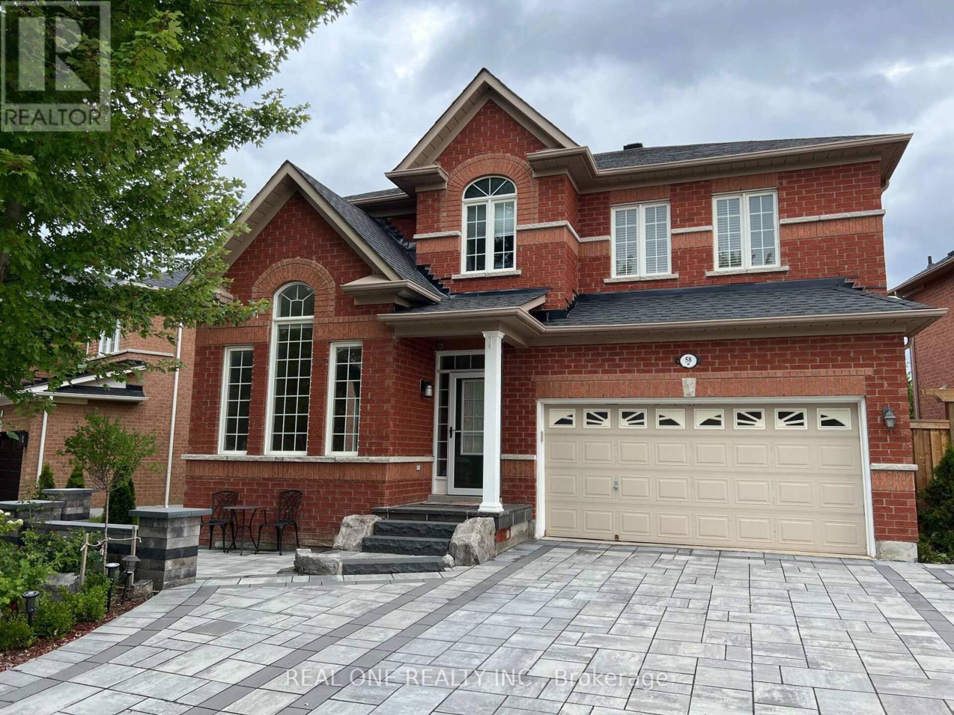 58 GORDON WEEDEN ROAD Markham 