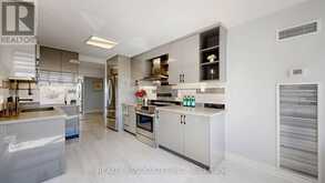 1515 - 175 BAMBURGH CIRCLE Toronto 