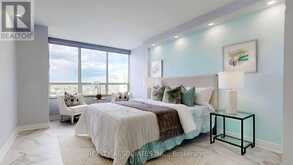 1515 - 175 BAMBURGH CIRCLE Toronto